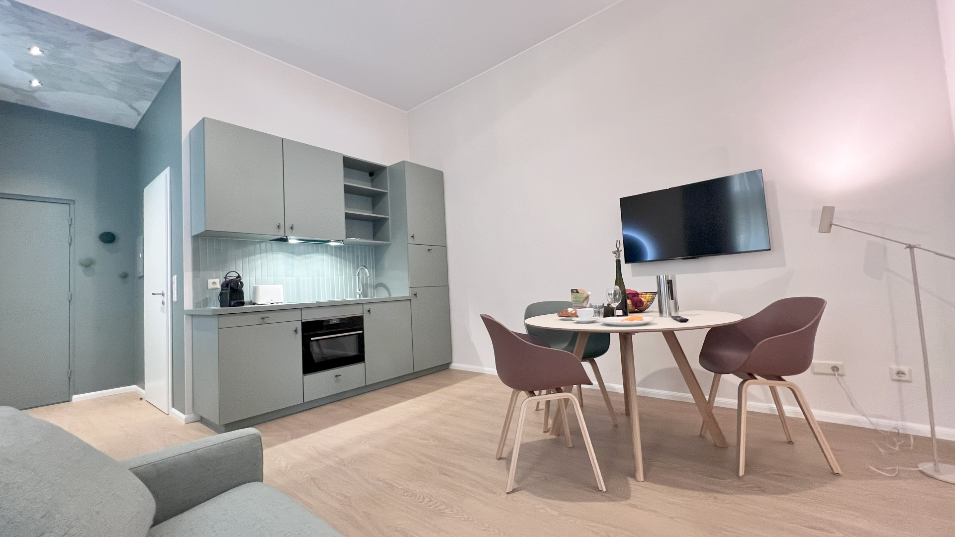 1 BR apartment secret garden 60 m2