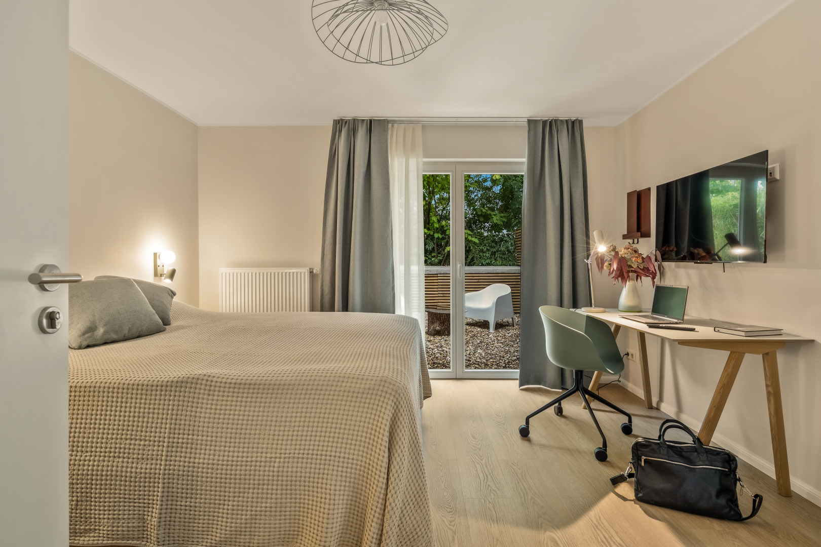 1 BR apartment secret garden 60 m2